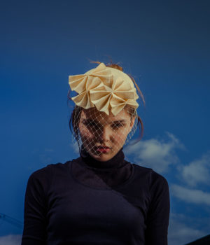 Veiled Fold Bow Beret