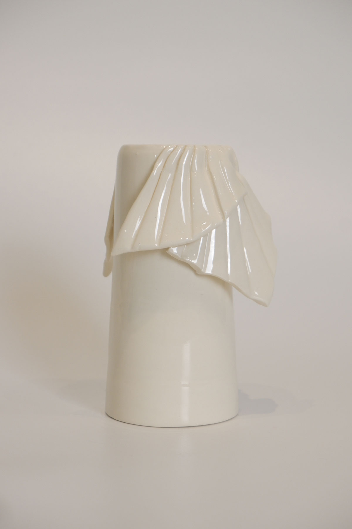 Pleat Marita Vase - Image 3