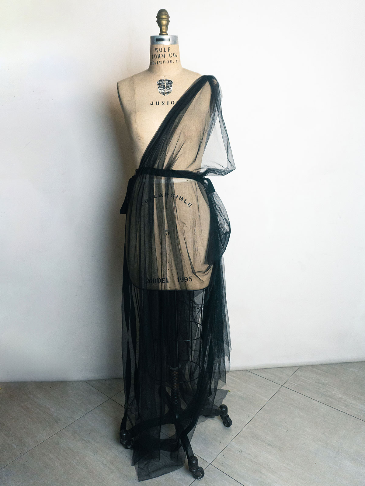 Ticia Tulle Apron - Image 4