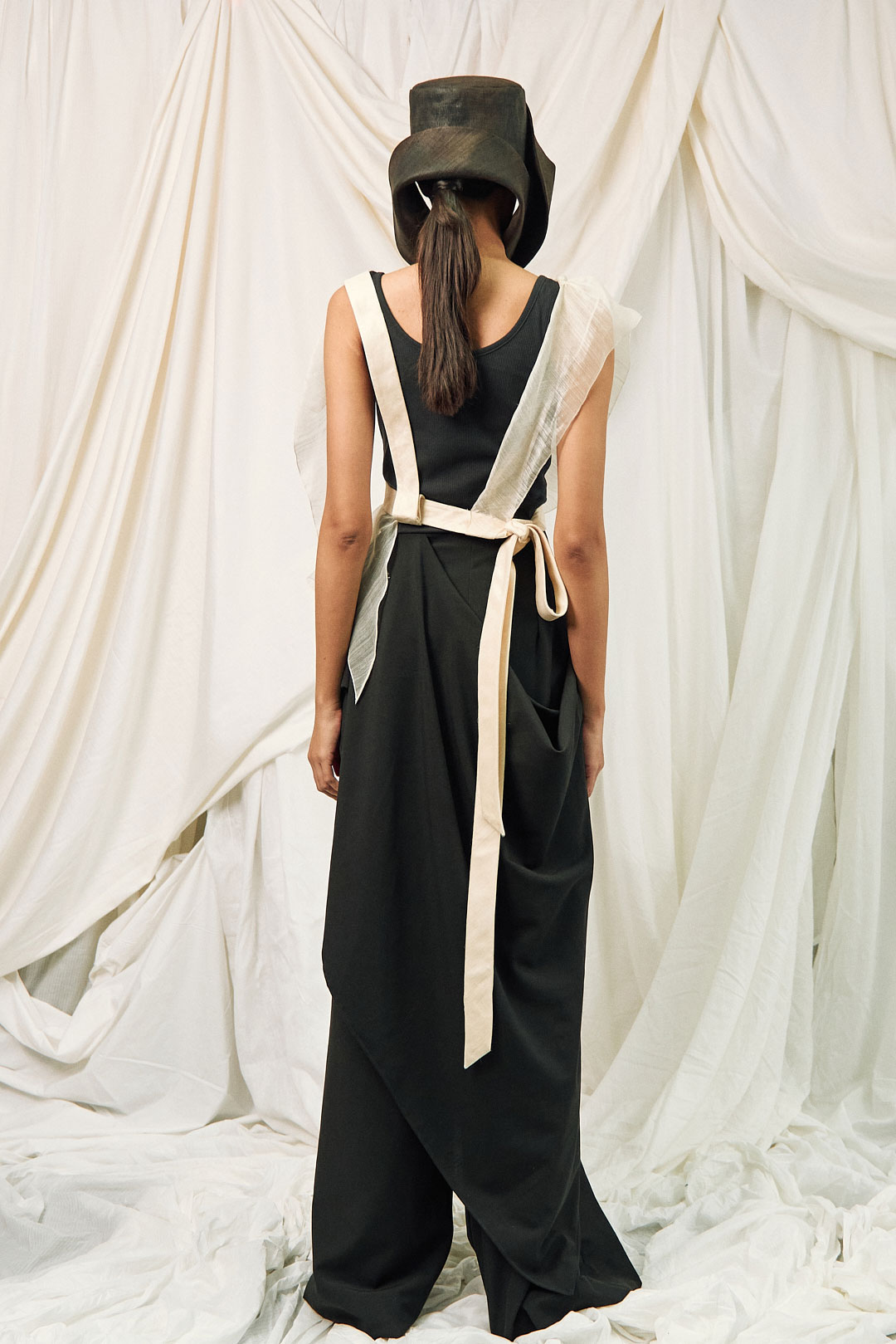 Yaofa Tie Apron - Image 3